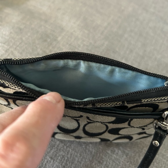 Small coach wristlet - Picture 2 of 5